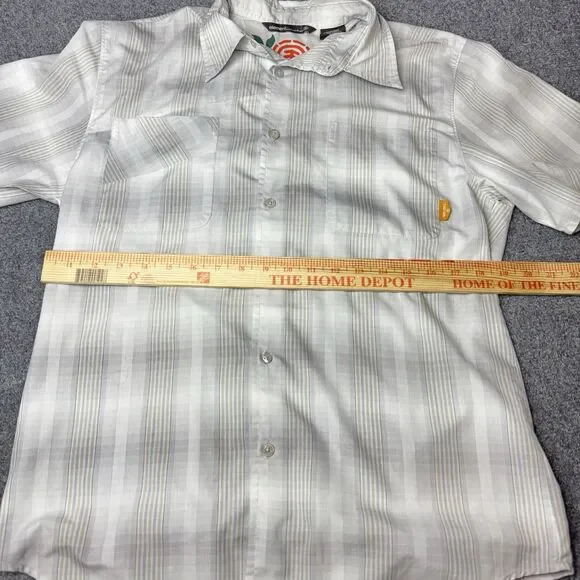 Element Wood & Thread Medium Shirt Button White Gray Plaid Striped Surf Casual - Picture 6 of 6